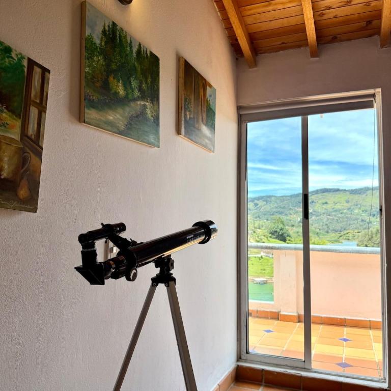 Rock View with Jacuzzi, Paddleboards and Lake - Villa - 43