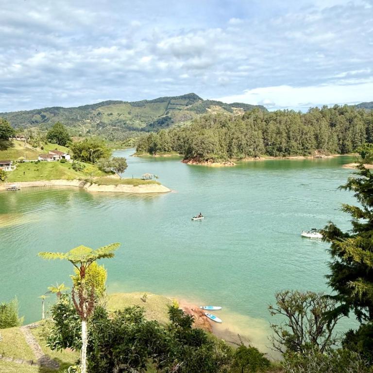 Rock View with Jacuzzi, Paddleboards and Lake - Villa - 55