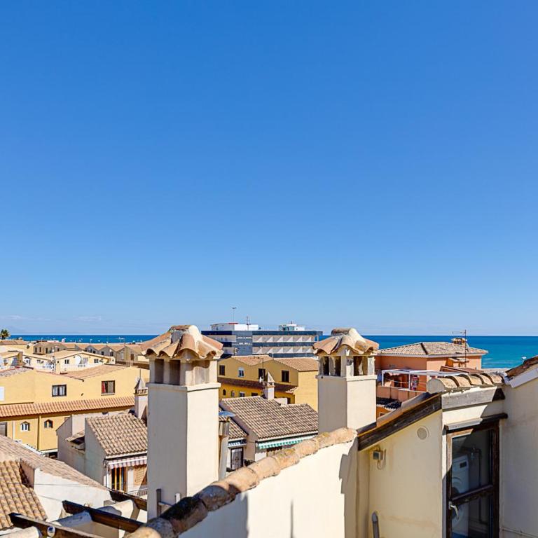 Duplex Apartment Sylinn - 200 m from the sea - Playa Los Locos - Appartement en Duplex - 32