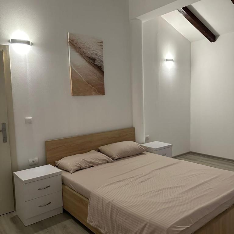 Kelesina Apartment - Two-Bedroom Apartment - 17