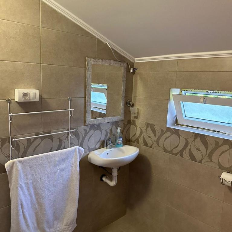 Kelesina Apartment - Two-Bedroom Apartment - 19