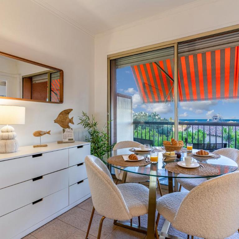 BLUE RIVIERA - vue mer - proche centre et gare - Appartement 1 Chambre - 6