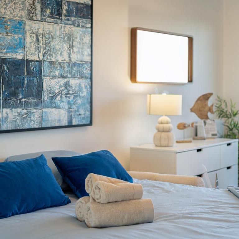 BLUE RIVIERA - vue mer - proche centre et gare - Appartement 1 Chambre - 27