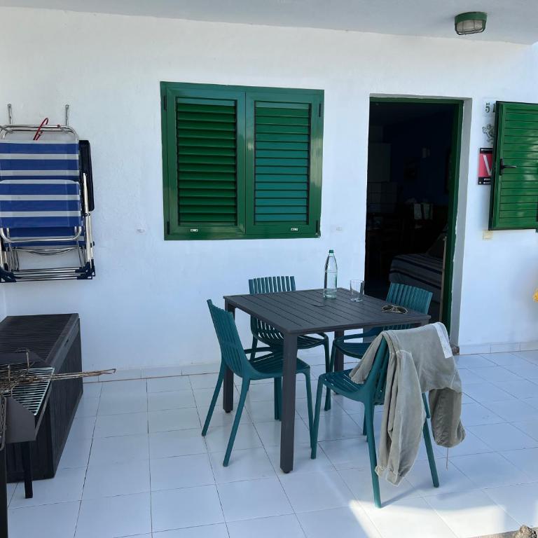 Apartamento Los Lagos Renovated New Kitchen & More - Apartamento de 1 dormitorio - 40