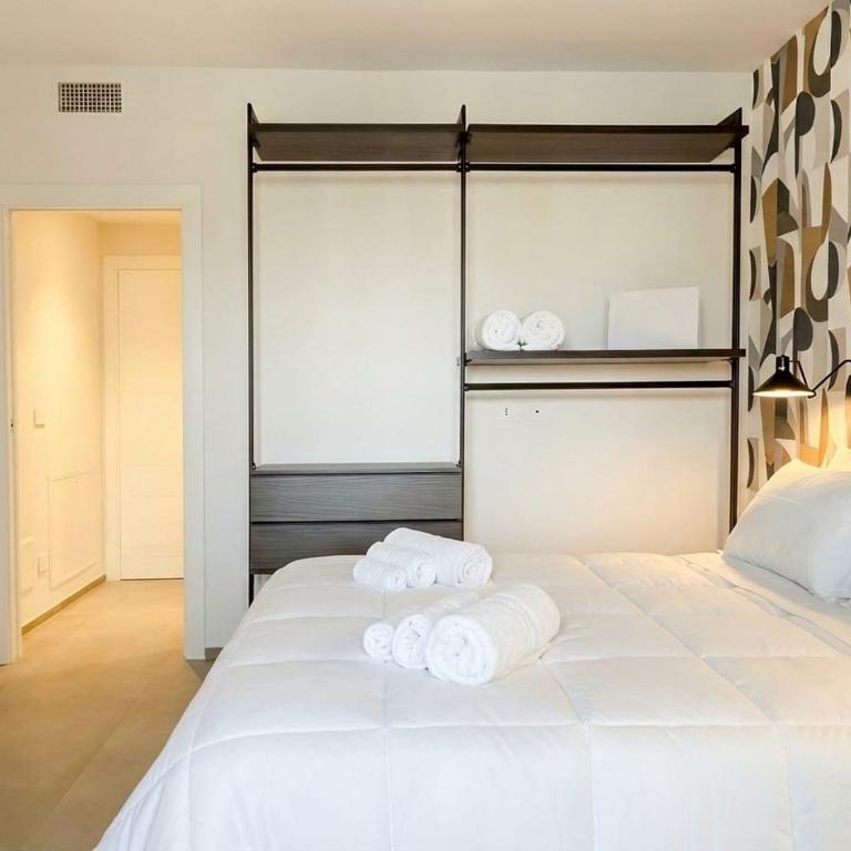 Urban Penthouse Terrace with Parking - Appartement 1 Chambre avec Balcon - 2