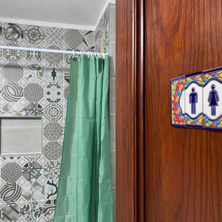 Tropical garden, big terrace, pools, sleeps 4 - One-Bedroom Apartment - 22