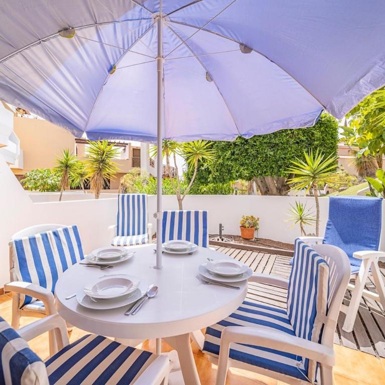 Tropical garden, big terrace, pools, sleeps 4 - One-Bedroom Apartment - 35