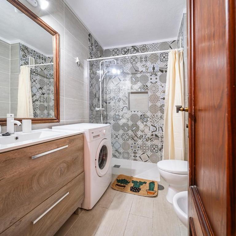 Tropical garden, big terrace, pools, sleeps 4 - One-Bedroom Apartment - 49