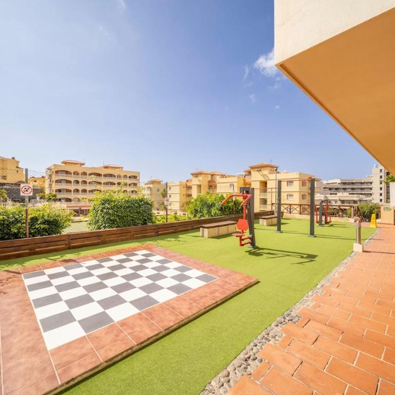 Tropical garden, big terrace, pools, sleeps 4 - One-Bedroom Apartment - 51