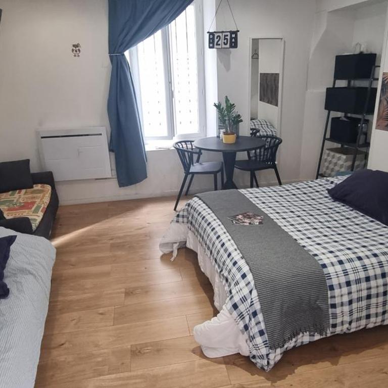 Studio Cozy à 100 m des halles - Appartement 1 Chambre - 10