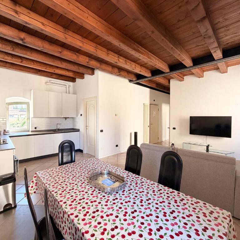 Colleoni Apartment - Bergamo Città Alta - Two-Bedroom Apartment with City View - 5