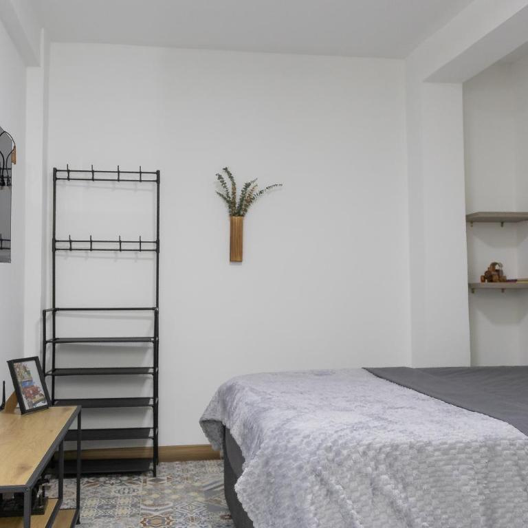 Habitación con baño privado en Circasia Quindío - Deluxe Double Room (2 Adults + 1 Child) - 3