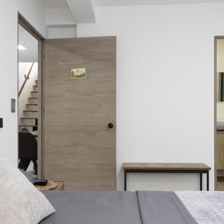Habitación con baño privado en Circasia Quindío - Deluxe Double Room (2 Adults + 1 Child) - 4
