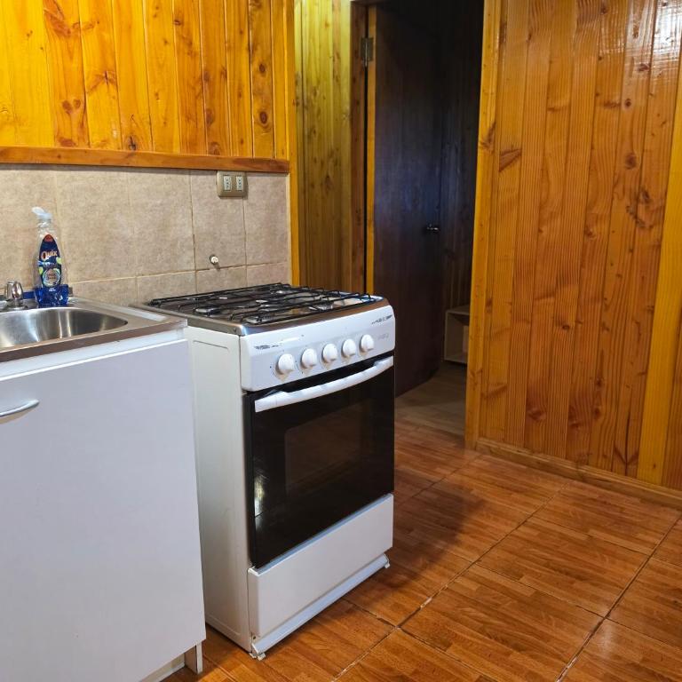 Refugio de madera frente al mar, Curiñanco - Three-Bedroom House - 12