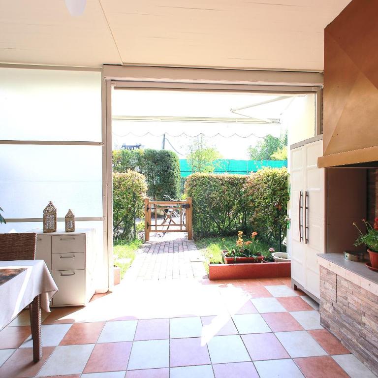 Garden Suite Salici 3 pools, private garage - Appartement 1 Chambre - Vue sur Jardin - 14