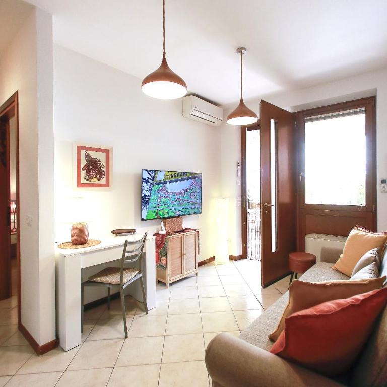 Garden Suite Salici 3 pools, private garage - Appartement 1 Chambre - Vue sur Jardin - 21