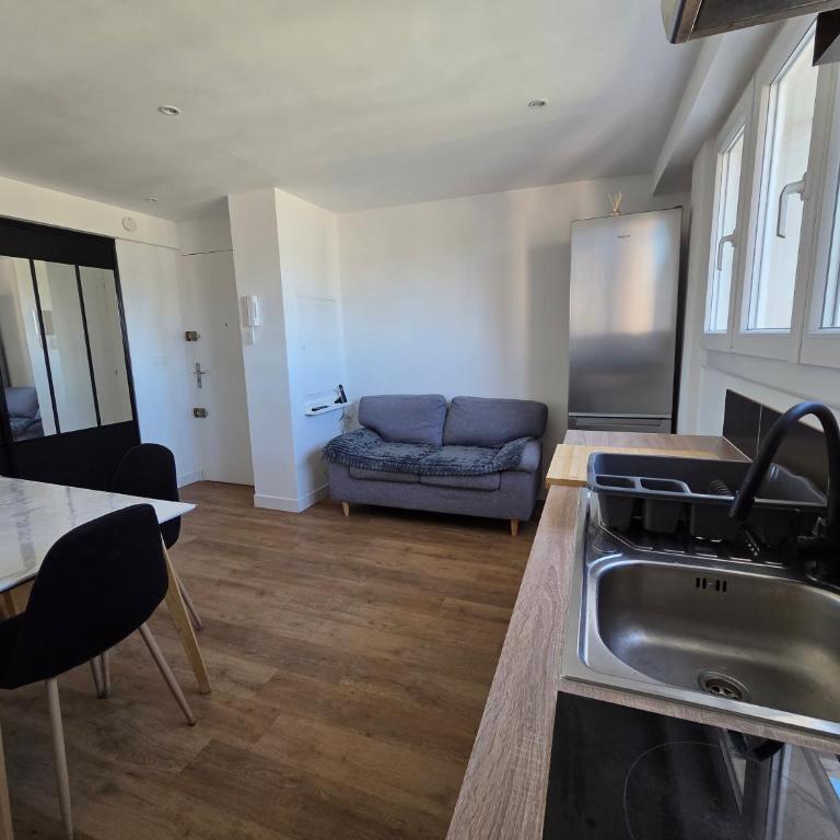 Mayol Apartment Heart of Toulon and Harbor View - Appartement - 18