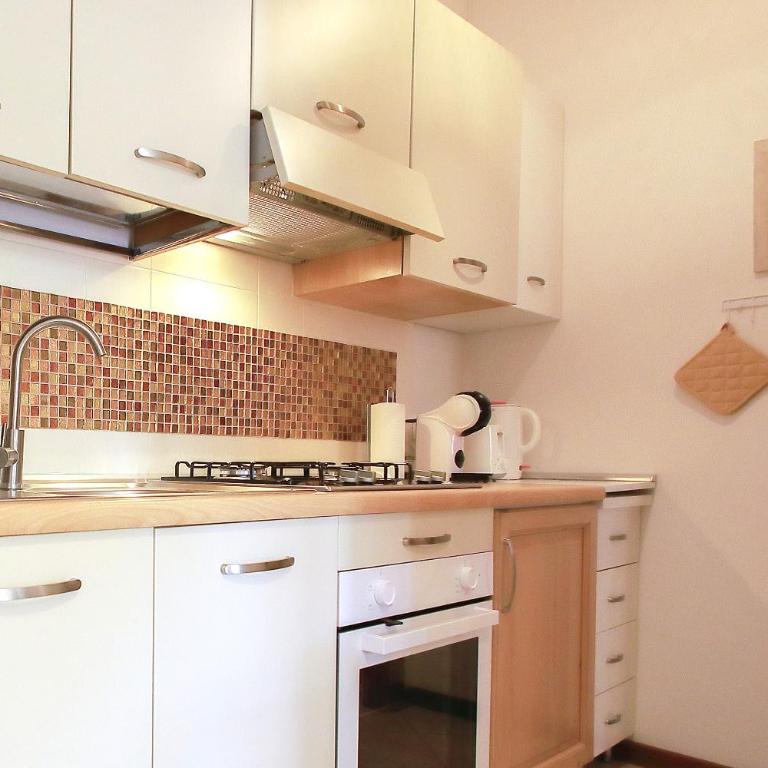 Garden Suite Salici 3 pools, private garage - Appartement 1 Chambre - Vue sur Jardin - 25