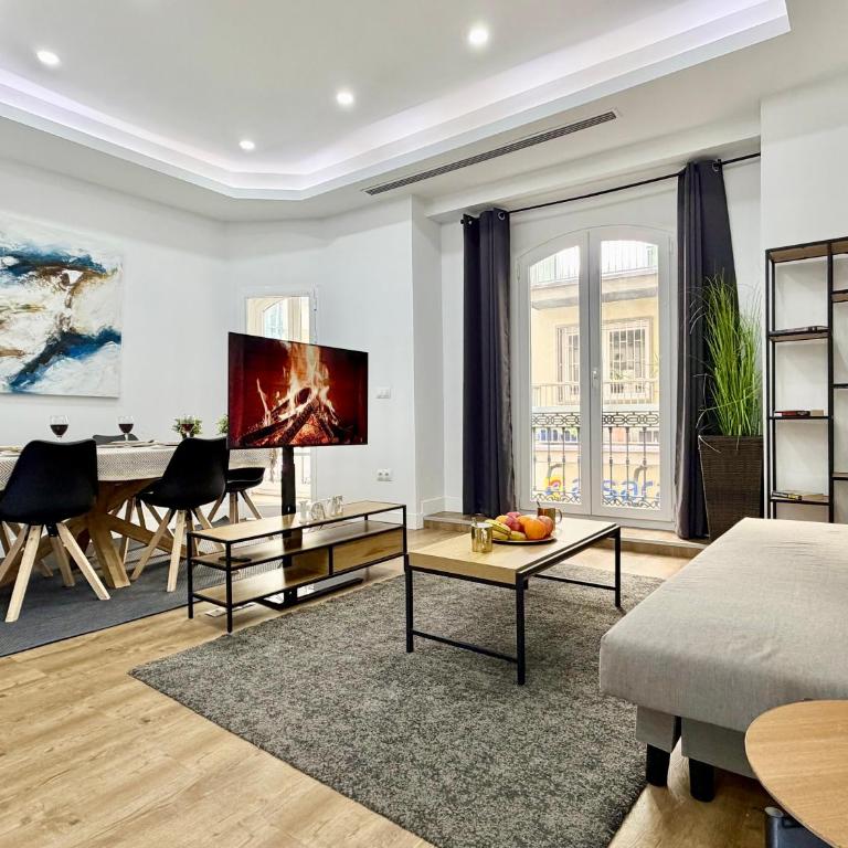 Bright Premium Apartment in Málaga - Historic Center by TuriVida - Apartment - 1