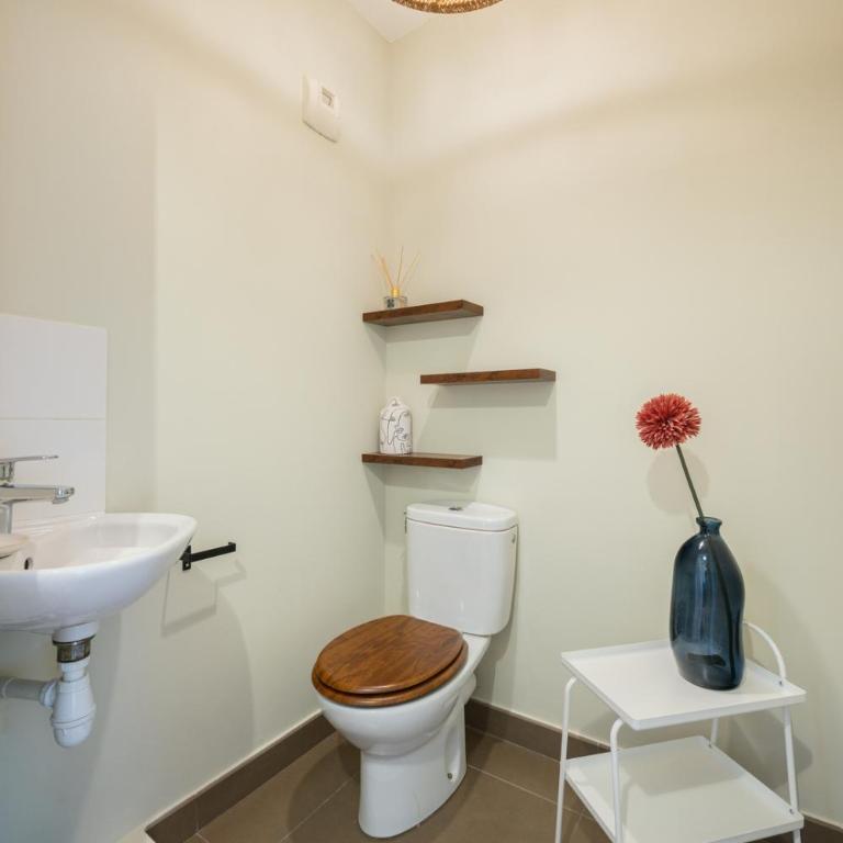 Stunning & Bright - 2 Bedrooms - Parking WiFi/AC - Appartement 2 Chambres Deluxe avec Balcon - 31