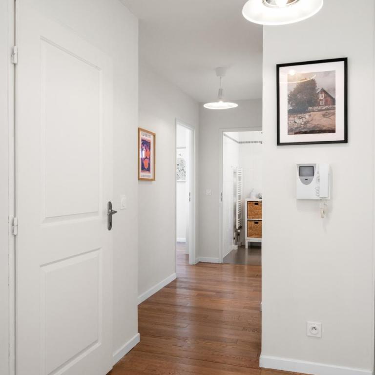 Stunning & Bright - 2 Bedrooms - Parking WiFi/AC - Appartement 2 Chambres Deluxe avec Balcon - 15