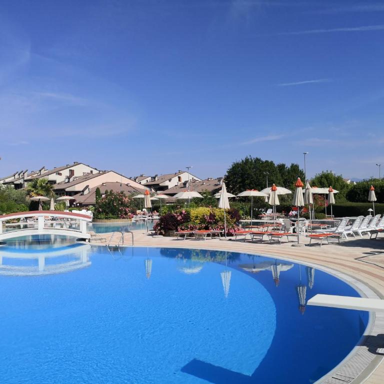 Garden Suite Salici 3 pools, private garage - Appartement 1 Chambre - Vue sur Jardin - 4