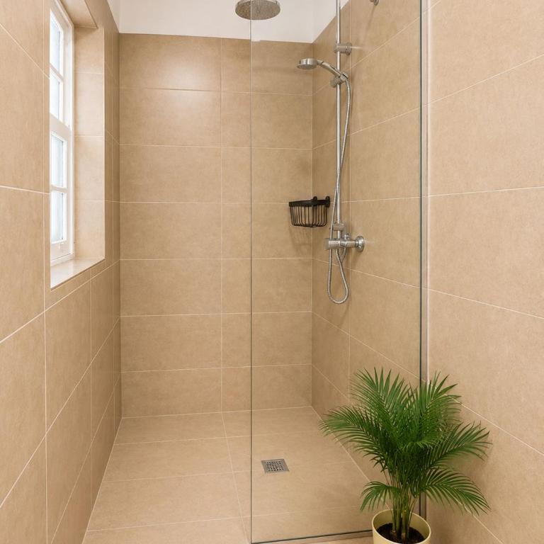 Deluxe Coliving Islas Canarias - Suite con vistas al jardín - 1
