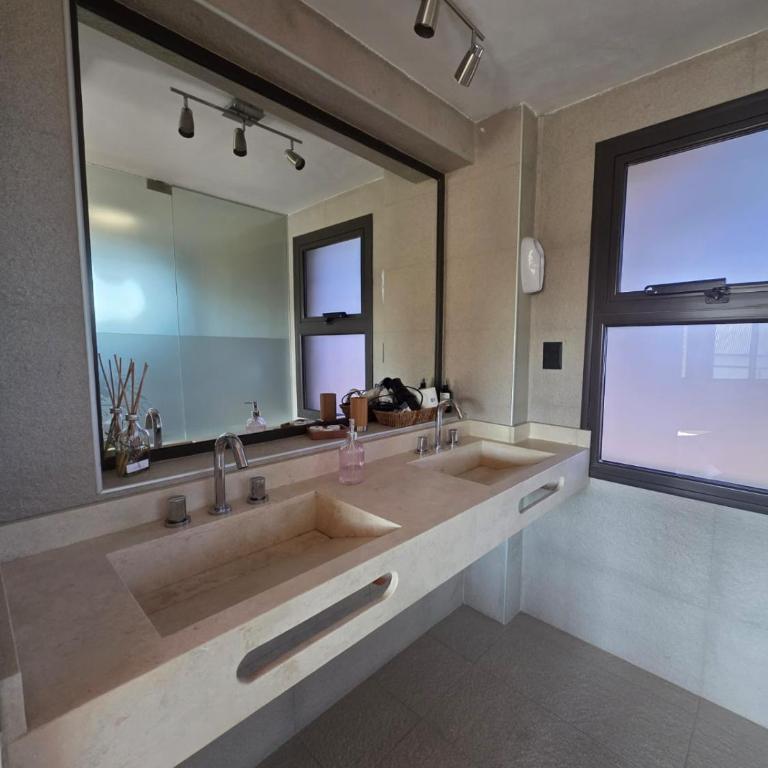 La Macarena Loft - One-Bedroom Apartment - 22