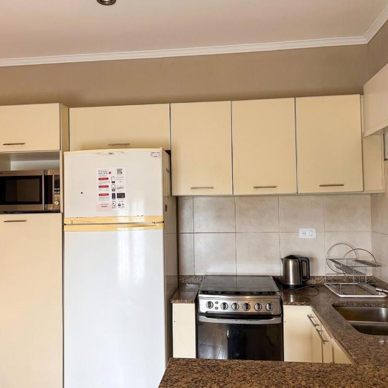 Residencia Lujo, Piscina, Parrilla y Living con Pool - Casa de 4 dormitorios - 32
