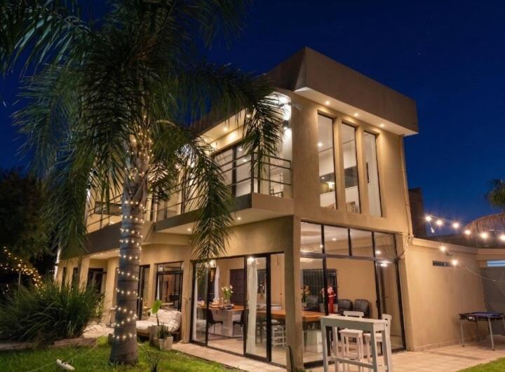 Residencia Lujo, Piscina, Parrilla y Living con Pool - Casa de 4 dormitorios - 44