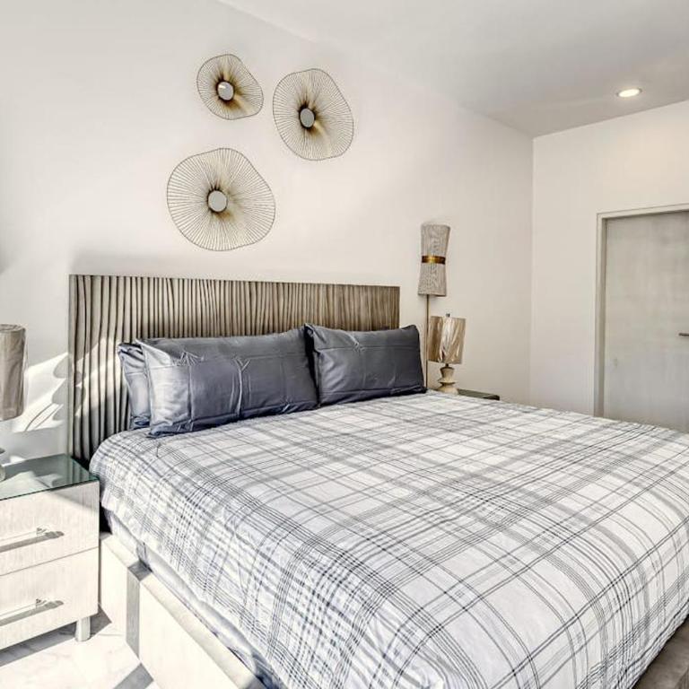 Spacious Luxury Apartment with Ocean Views, Pool and steps to Playa El Médano - Casa - 10