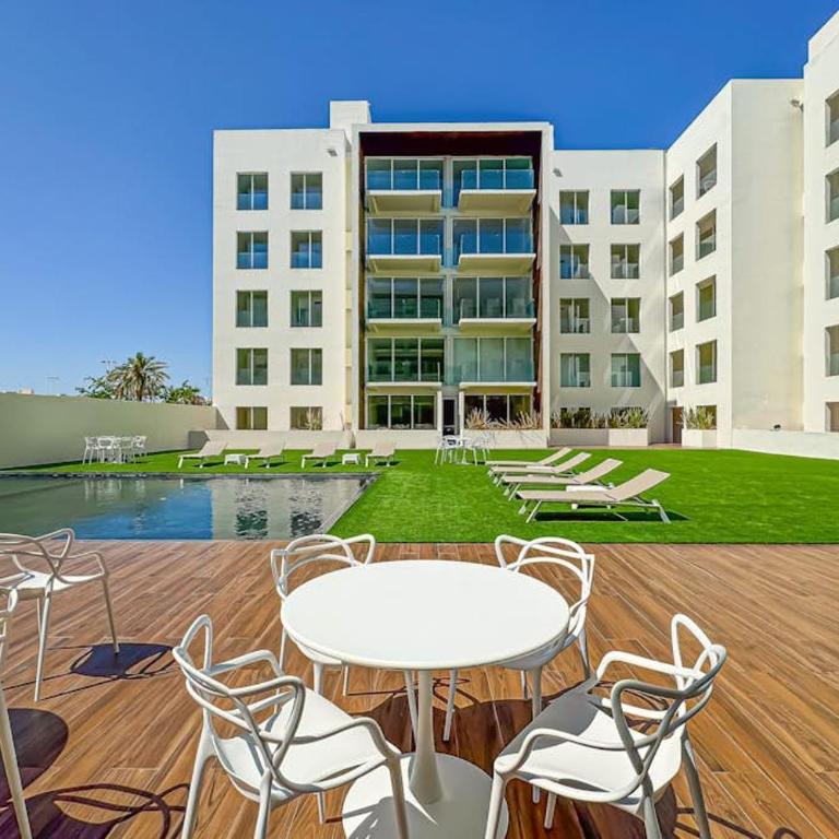 Spacious Luxury Apartment with Ocean Views, Pool and steps to Playa El Médano - Casa - 22