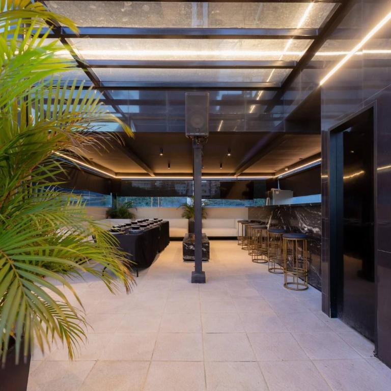 Aman Luxury 23 Bedroom 3 Pool - Villa - 8