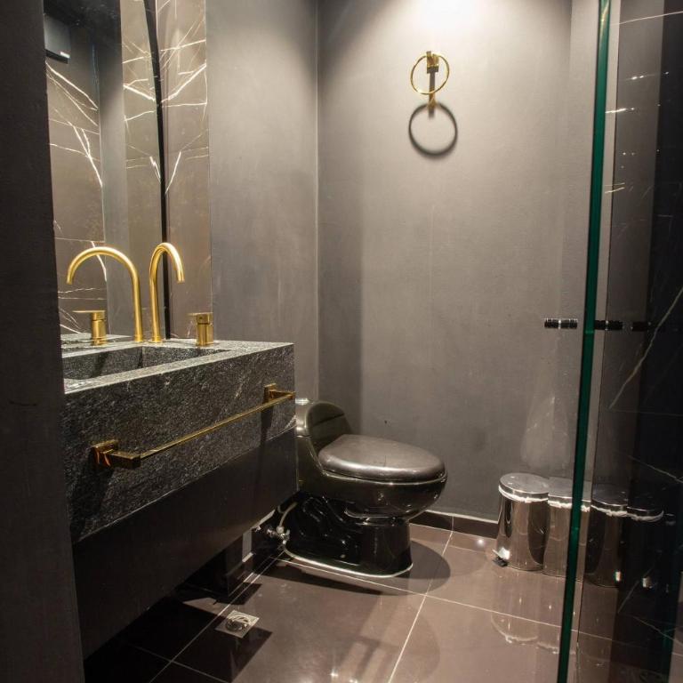 Aman Luxury 23 Bedroom 3 Pool - Villa - 62