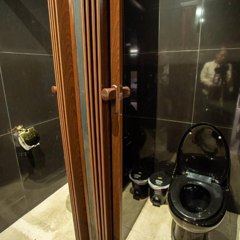 Aman Luxury 23 Bedroom 3 Pool - Villa - 66