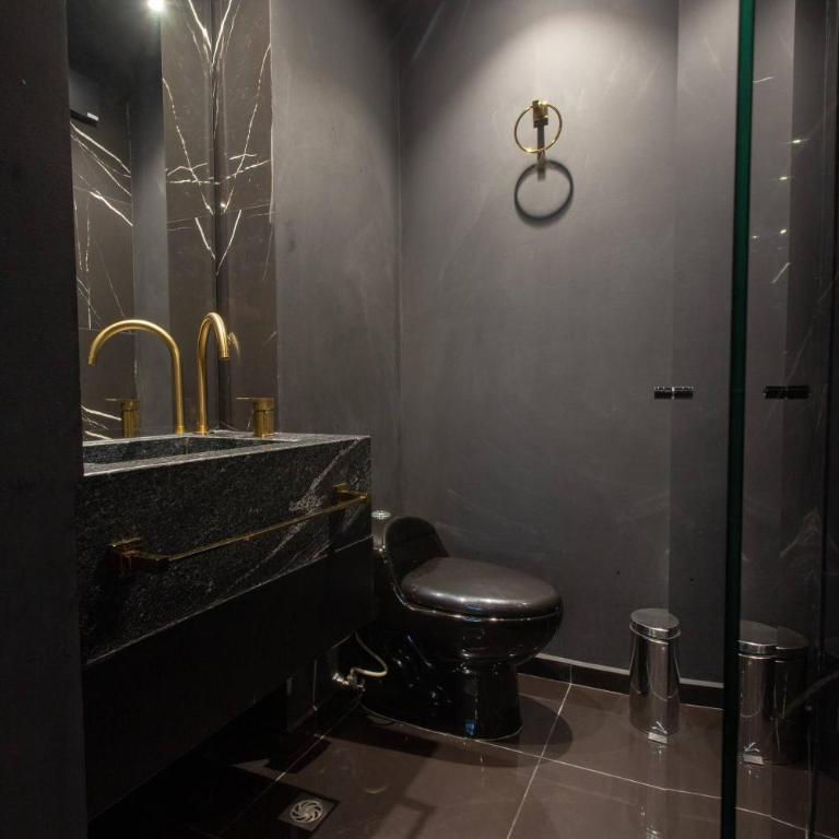 Aman Luxury 23 Bedroom 3 Pool - Villa - 87