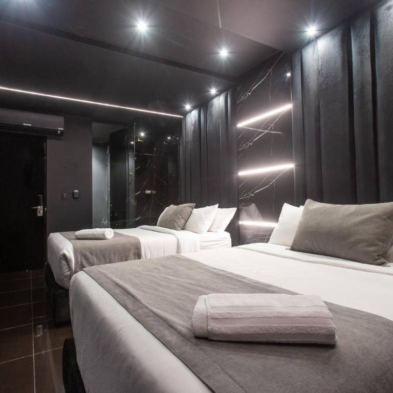 Aman Luxury 23 Bedroom 3 Pool - Villa - 98
