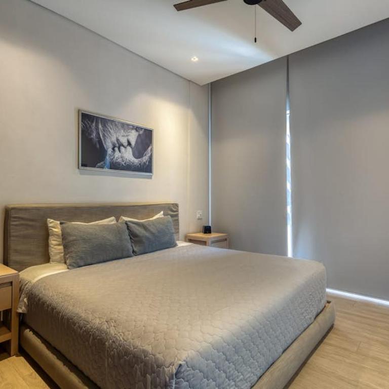 Modern Marina-View Penthouse with Private Hot Tub, Pool & Netflix - Casa - 13