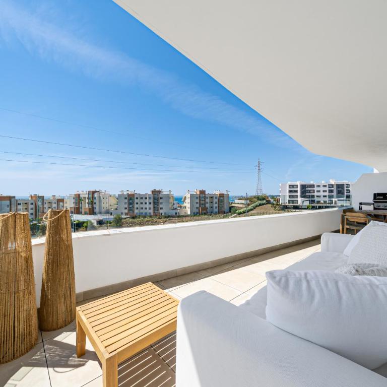 Elegant Sea-View Apartment in El Higuerón - Appartement 2 Chambres avec Terrasse et Vue sur la Mer - 15