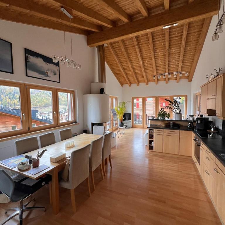 Chalet Snow Ball Panoramic View in the Center of Saas-Fee - Chalet - 30