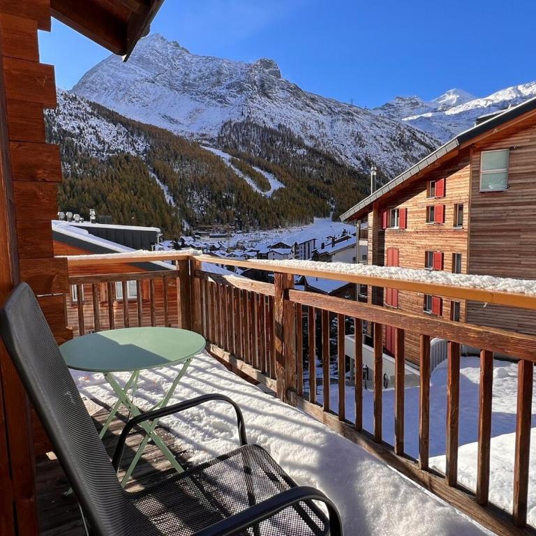 Chalet Snow Ball Panoramic View in the Center of Saas-Fee - Chalet - 24