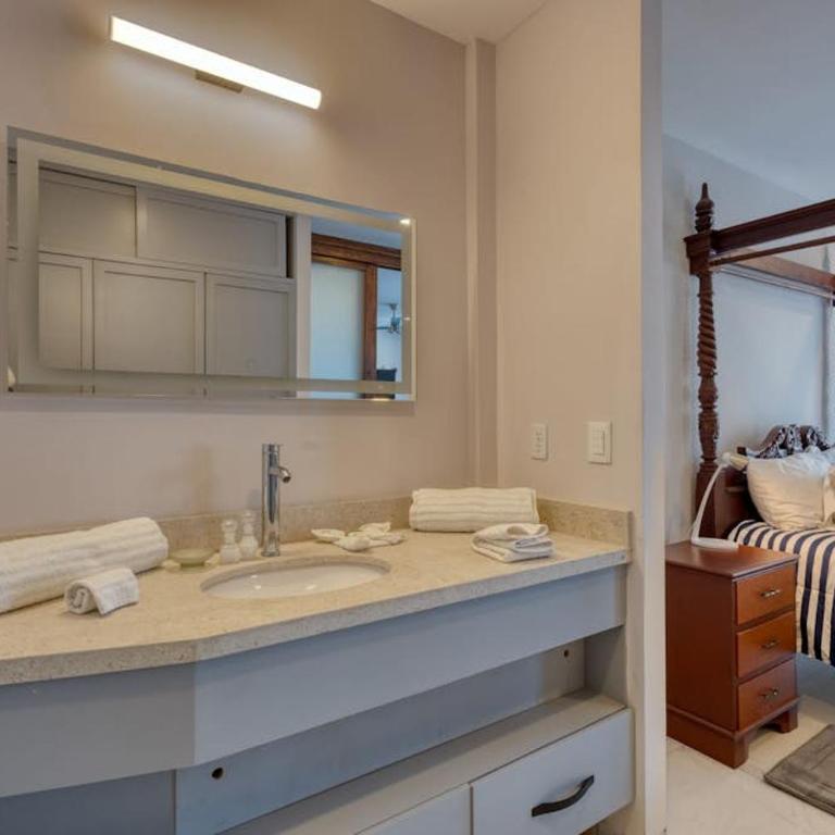 Dog-friendly Apartment with Rooftop Infinity Pool, Gym, Central AC & Balcony - Casa - 14