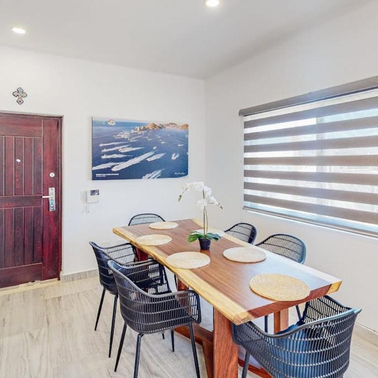 Luxurious Mountain-View Apartment close to the sea with Rooftop Sunset Views - Casa - 4