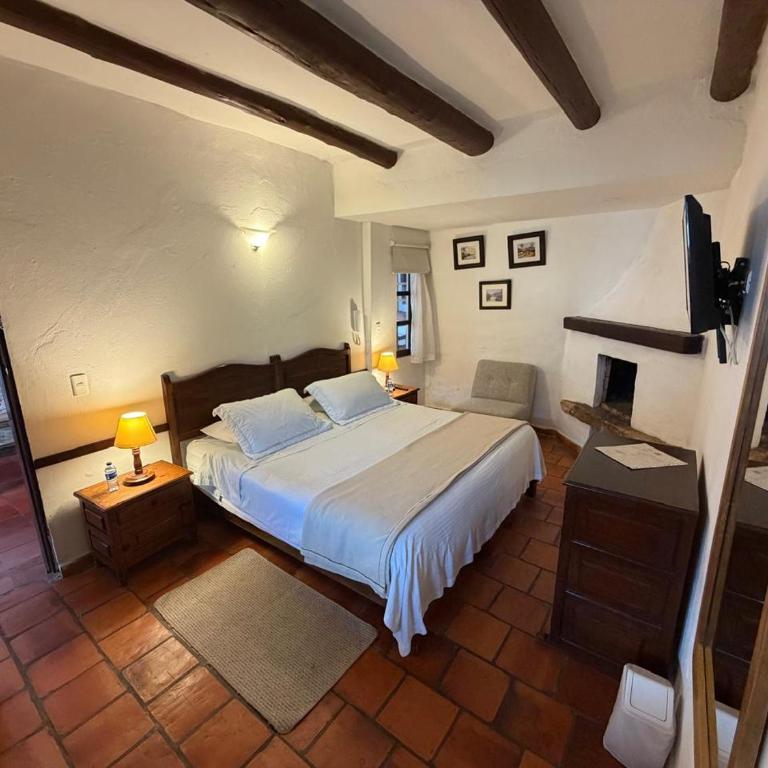 Hotel Mesón de los Virreyes - Habitación Doble Estándar - 1 o 2 camas - 3
