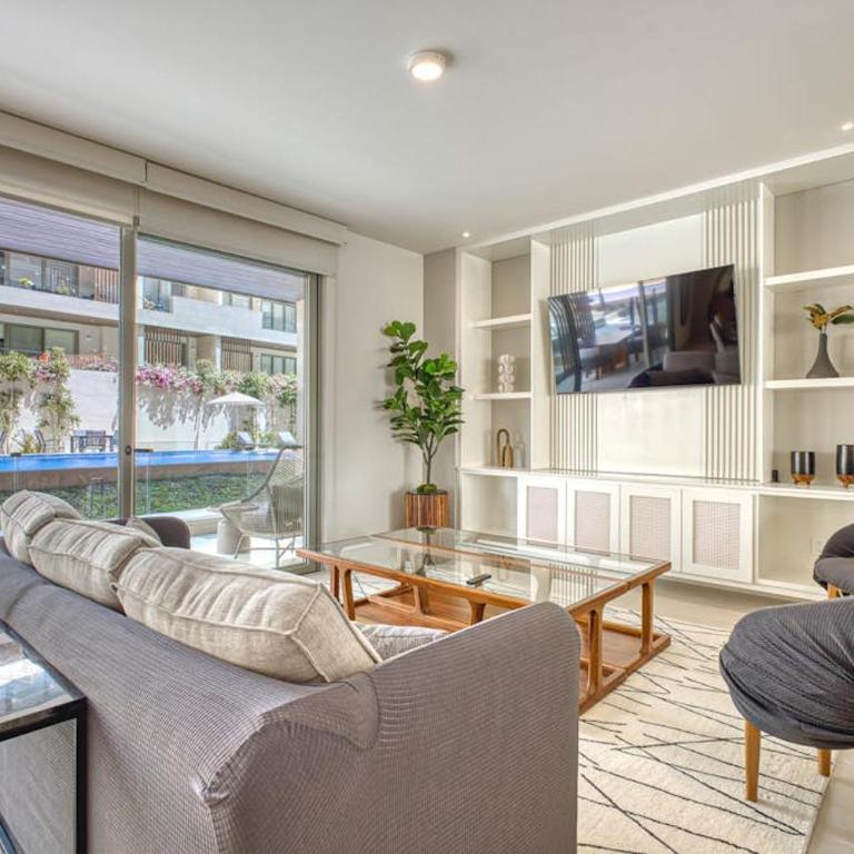 Peaceful Condo with Resort Pool, High-Speed WiFi & Relaxing Outdoor Space - Casa - 3