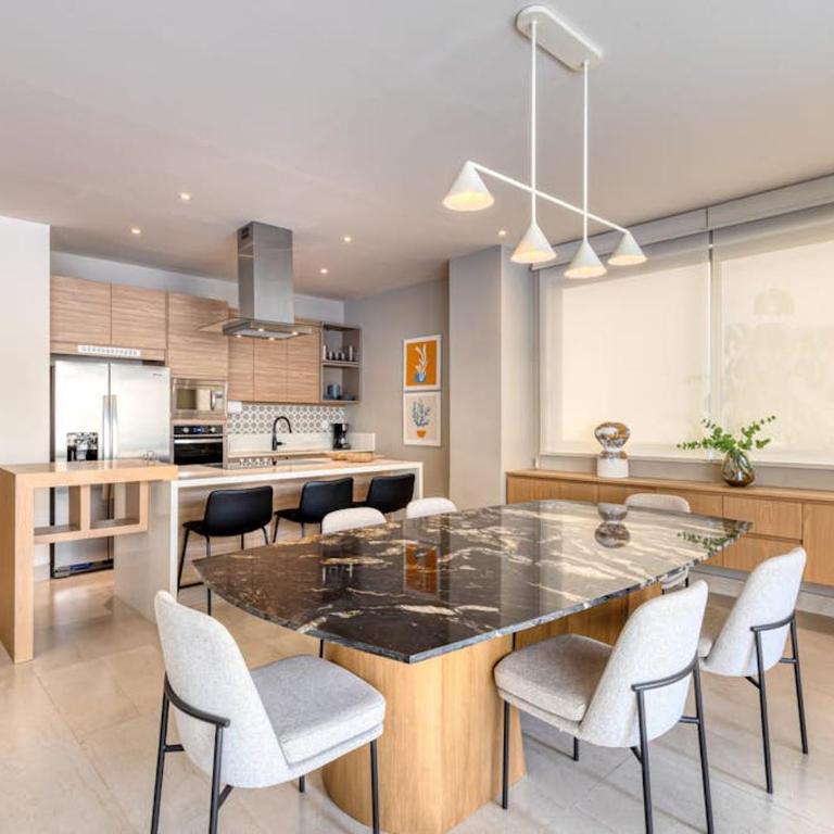 Peaceful Condo with Resort Pool, High-Speed WiFi & Relaxing Outdoor Space - Casa - 7