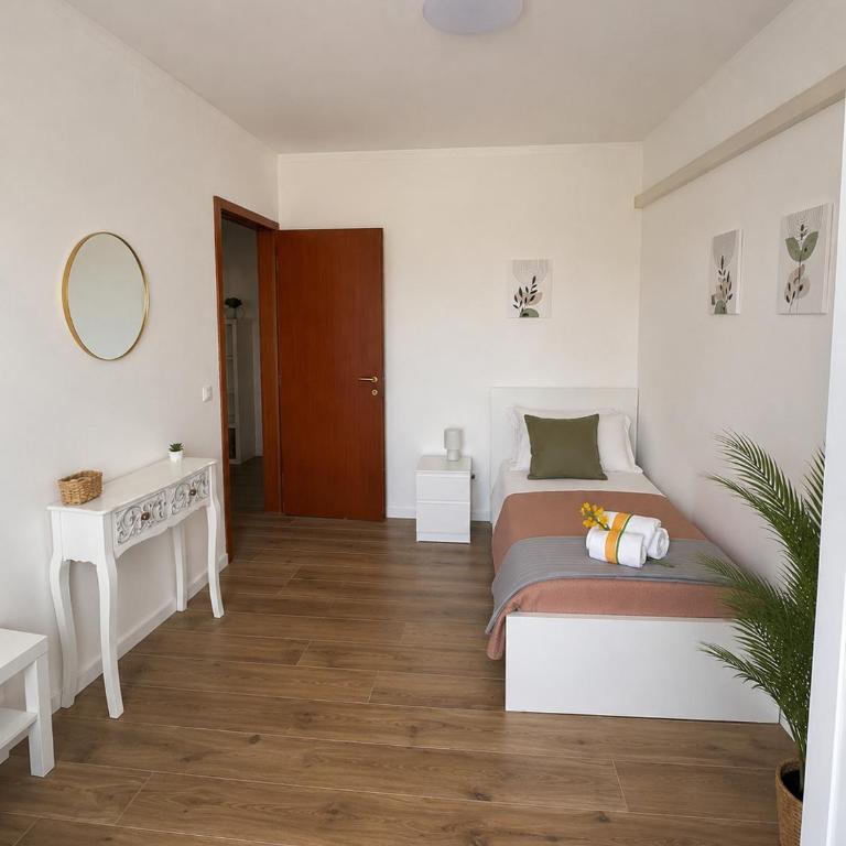 Agata Lagoon Suite - Three-Bedroom Apartment - 8
