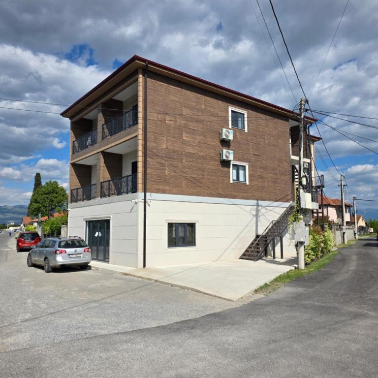 Apartments Aerodrom - One-Bedroom Apartment with Terrace - 2