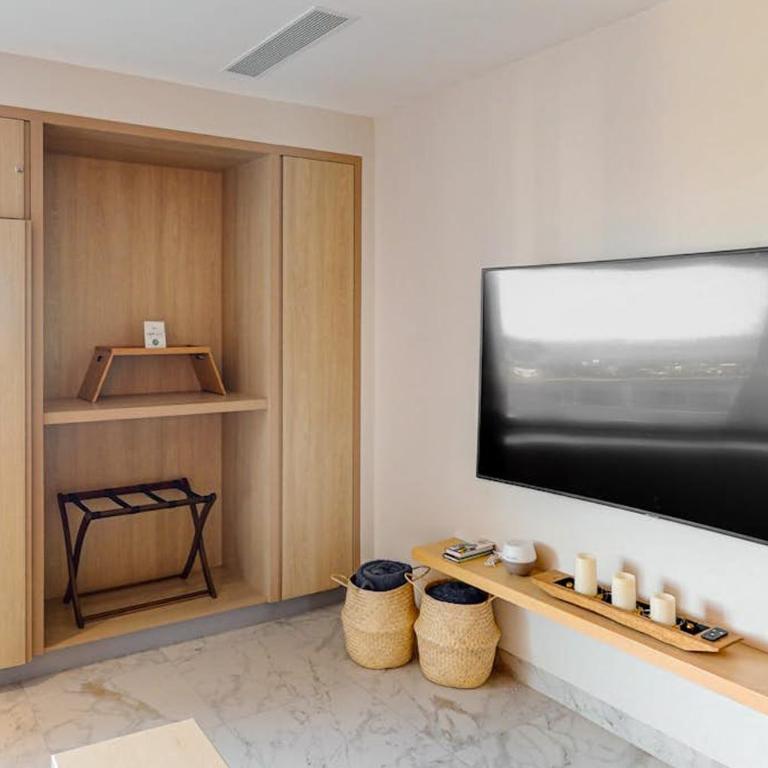 Cozy downtown Studio with Rooftop Pool & Arch/Ocean Views - Casa - 8
