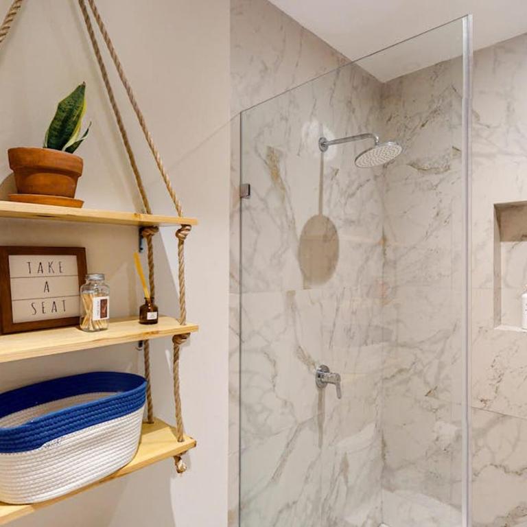 Cozy downtown Studio with Rooftop Pool & Arch/Ocean Views - Casa - 14